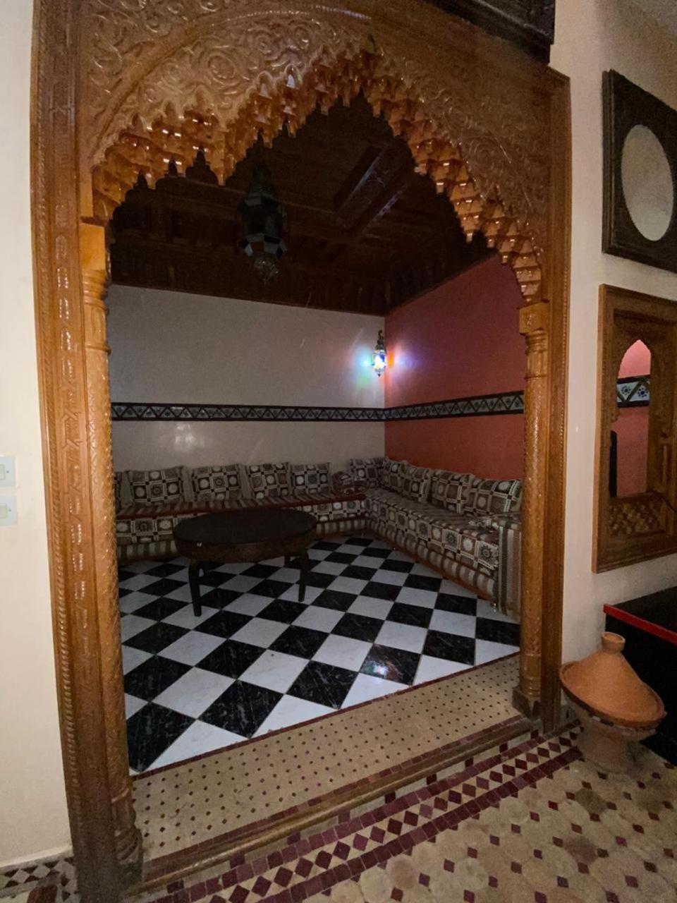 Riad Tichka Piscine Palmeraie مراكش المظهر الخارجي الصورة